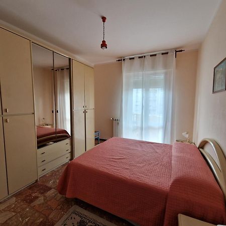 Casa Di Andreea E Bogdan Apartman Albenga Kültér fotó